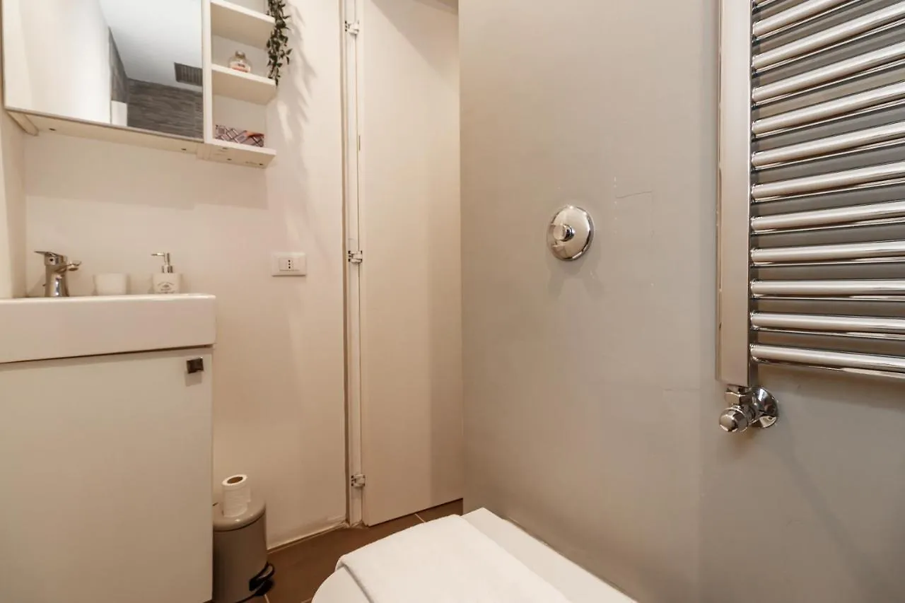 Porta Romana Apartment - Giulio Romano 15 Milan